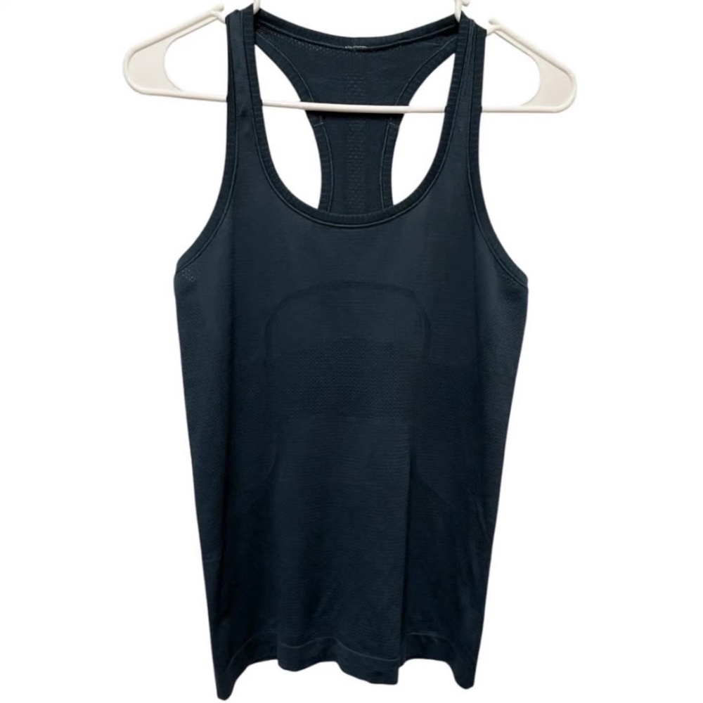 Lululemon Swiftly Tech Racerback tank top Size 4